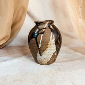 Neutral color pottery 70s vase